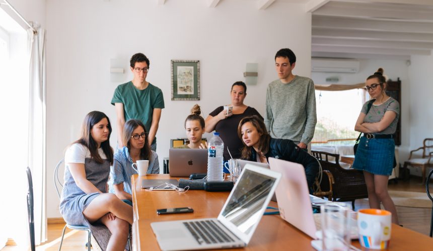 How to complete group work in Spanish How to complete group work in Spanish